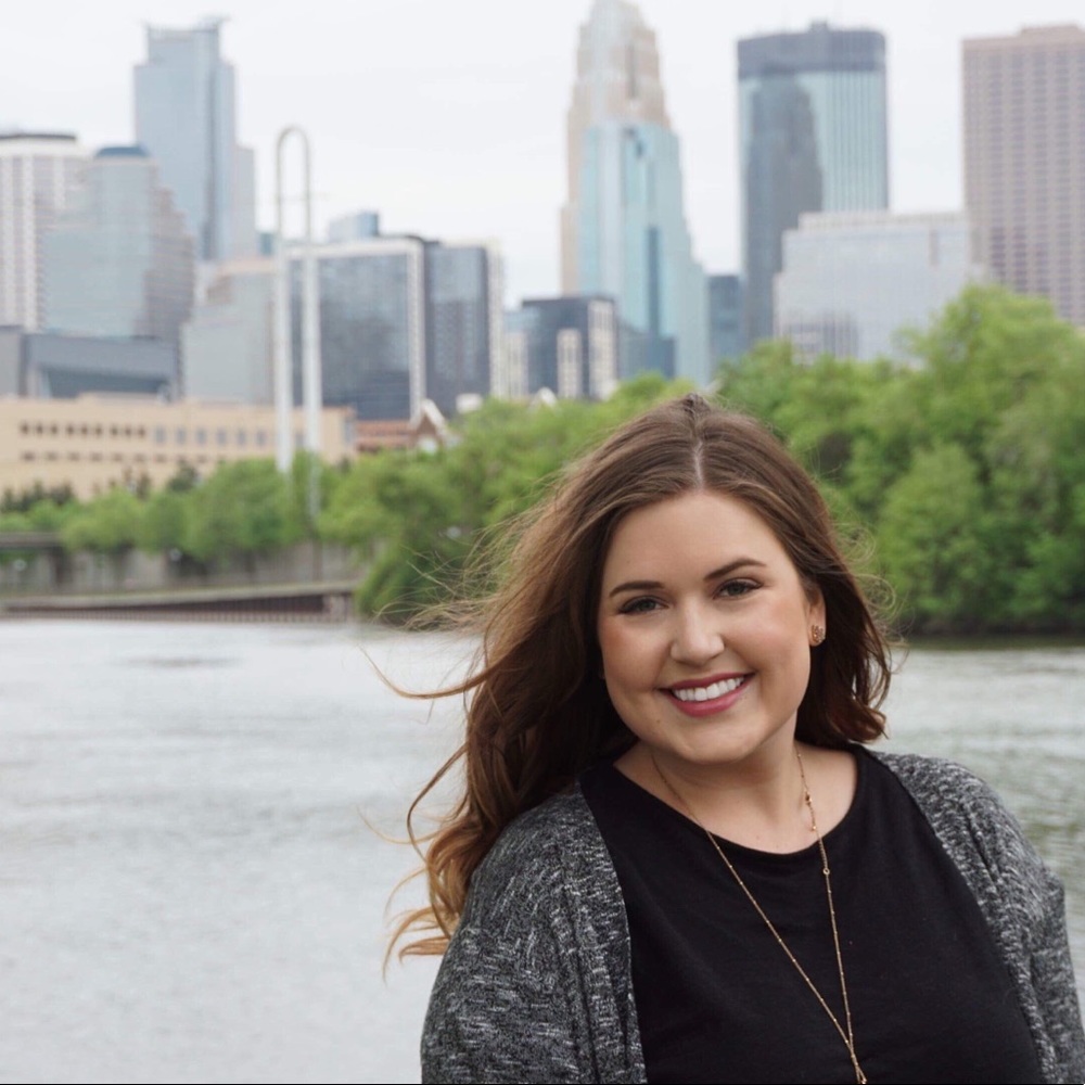 Meet your Posher, Kayla